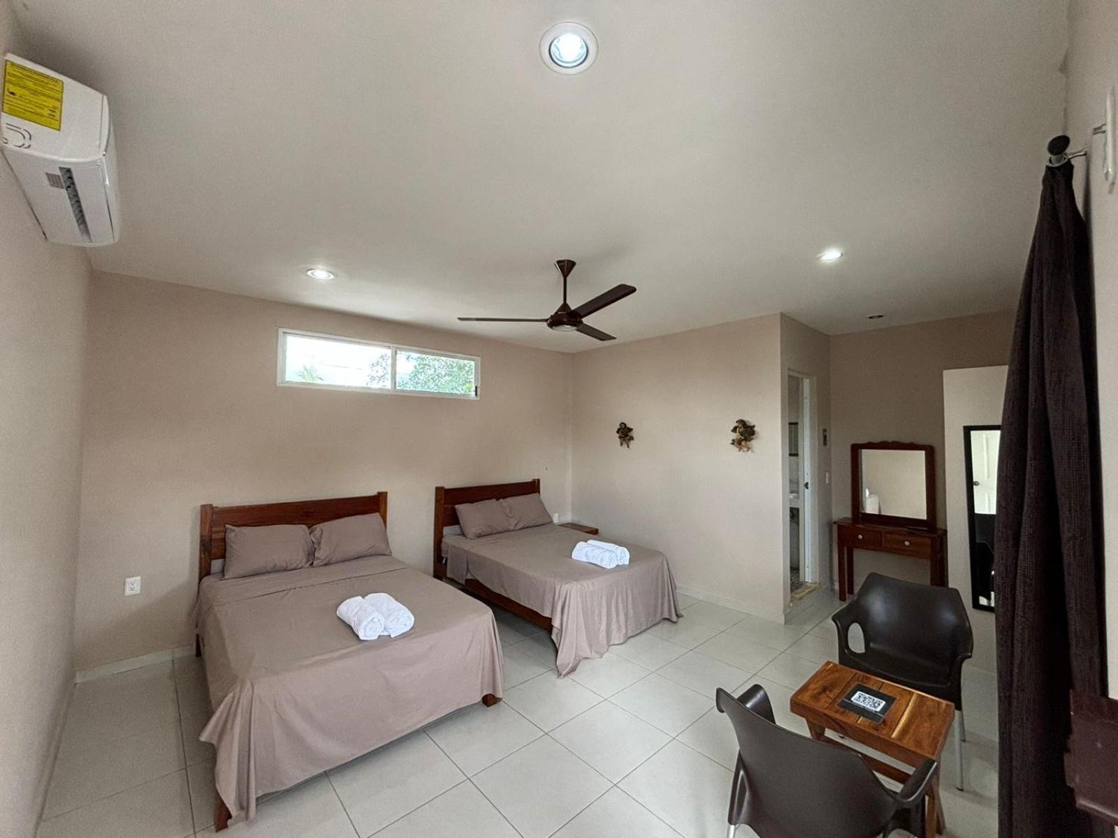 Casa Del Cenote Hotel Валядолид Екстериор снимка